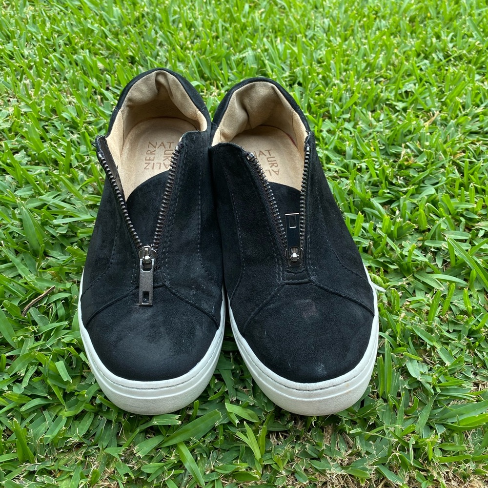 Naturalizer slip on